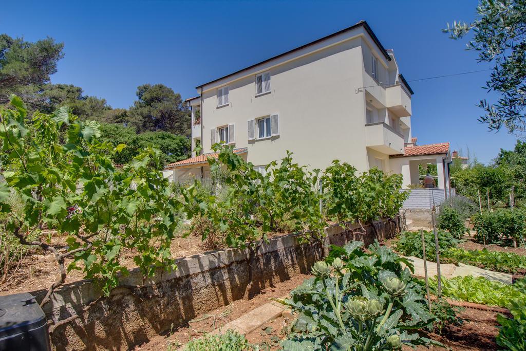 Apartmani Dorita Mali Lošinj Exterior foto
