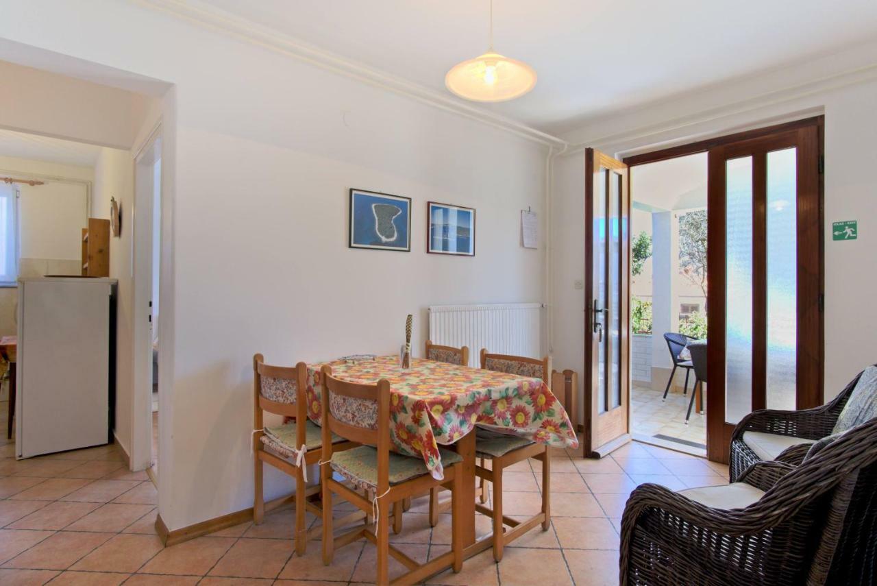 Apartmani Dorita Mali Lošinj Exterior foto